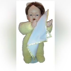 The Ashton Drake galleries mommy I’m sleepy